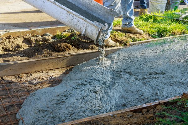 Driveway Concrete Pouring in Springfield